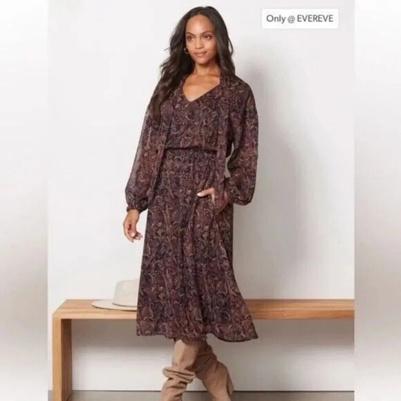 Evereve Dresses & Skirts - Evereve Eliza Paisley Dress Size Large Midi